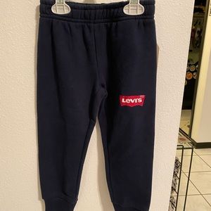 Levi’s Little Boys Blue Knit Joggers w/Logo - XS (4)